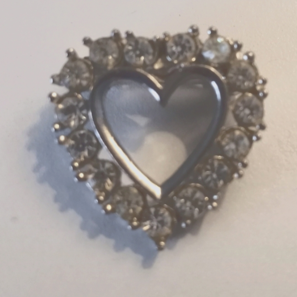Brooch
